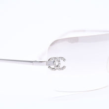 Load image into Gallery viewer, 極美品 CHANEL シャネル リムレス サングラス アイウェア 4017-D c.159/6I サイズ62□17 120 ココマーク ラインストーン 中古 4a004362