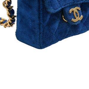 極美品 CHANEL シャネル マイクロ マトラッセ チェーンショルダーバッグ 1番台 ココマーク ベロア レザー ブルー 中古 4a002798