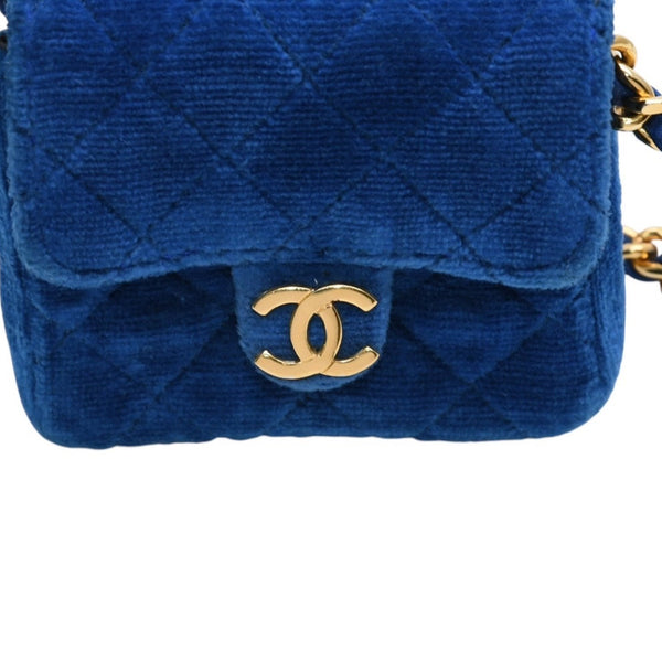 極美品 CHANEL シャネル マイクロ マトラッセ チェーンショルダーバッグ 1番台 ココマーク ベロア レザー ブルー 中古 4a002798