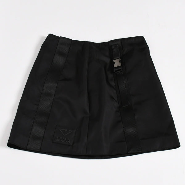 PRADA プラダ Re-Nylonトライアングルロゴ スカート 21H875 ストライプ メタルバックル 36Sサイズ ブラック シルバー金具 美品 中古 4a004299