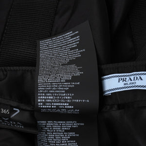 PRADA プラダ Re-Nylonトライアングルロゴ スカート 21H875 ストライプ メタルバックル 36Sサイズ ブラック シルバー金具 美品 中古 4a004299