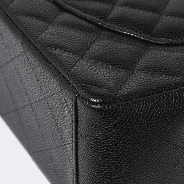 新品同様 CHANEL シャネル デカマトラッセ33 チェーンショルダーバッグ 17番台 ココマーク キャビアスキン ブラック SV金具 中古 4a004396