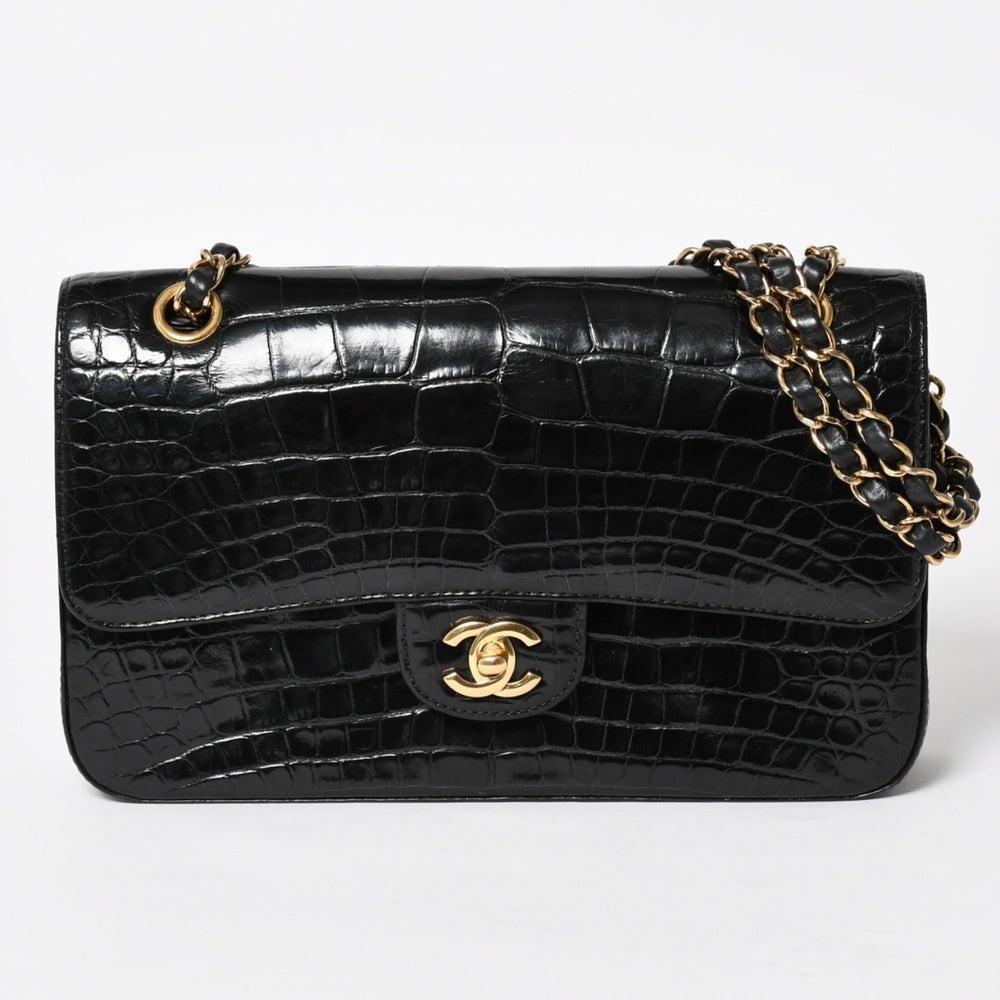Like new CHANEL Chanel Matelasse 25 W flap W chain shoulder bag A01112 22nd series here mark GD metal fittings used 4a004400