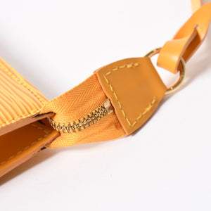 極美品 LOUIS VUITTON ルイヴィトン ポシェット アクセソワール アクセサリーポーチ M52959 エピレザー イエロー ゴールド金具 中古 4a003941