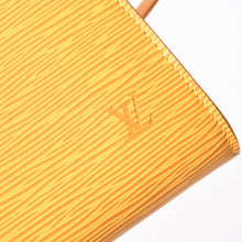 画像をギャラリービューアに読み込む, 極美品 LOUIS VUITTON ルイヴィトン ポシェット アクセソワール アクセサリーポーチ M52959 エピレザー イエロー ゴールド金具 中古 4a003941