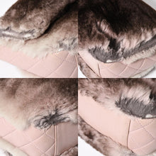 Load image into Gallery viewer, CHANEL シャネル 15AW マトラッセ Sフラップ Wチェーンショルダーバッグ A93054 21番台 ココマーク オリラグファー 美品 中古 4a004243