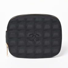 画像をギャラリービューアに読み込む, CHANEL シャネル ニュートラベルライン マルチポーチ CDケース 小物入れ ブラック ココマーク ナイロンジャガード生地 ゴールド金具 美品 中古 4a003890