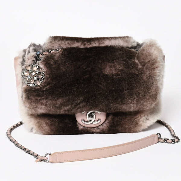 CHANEL シャネル 15AW マトラッセ Sフラップ Wチェーンショルダーバッグ A93054 21番台 ココマーク オリラグファー 美品 中古 4a004243