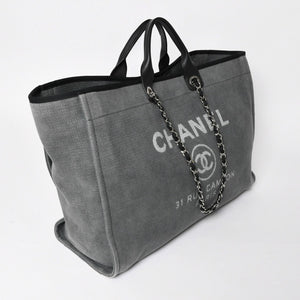 新品同様 CHANEL シャネル Deauville TGM ドーヴィルTGM 2WAYバッグ 16番台 ココマーク キャンバス レザー グレー 中古 4a004385