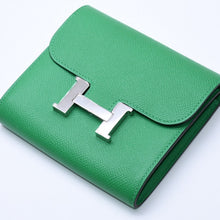 Load image into Gallery viewer, 新品同様品 HERMES エルメス 二つ折り財布 折り財布 シルバー金具 ヴォーエプソン グリーン 緑 ◻︎R刻印 中古 4a004395