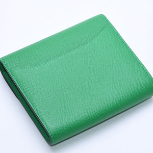 Like new condition HERMES bi-fold wallet, silver hardware, Veau Epsom leather, green. ◻R stamp, used, 4a004395