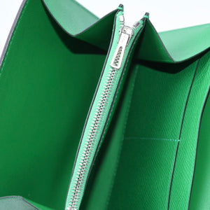 Like new condition HERMES bi-fold wallet, silver hardware, Veau Epsom leather, green. ◻R stamp, used, 4a004395