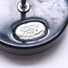 Load image into Gallery viewer, CHANEL シャネル ココマーク ピアス 重量約0.88g 05V刻印 樹脂系 ラインストーン ブラック 片耳用 美品 中古 51293