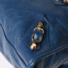 Load image into Gallery viewer, BALENCIAGA バレンシアガ クラシック シティ S ハンドバッグ 431621 ショルダーバッグ ブルー ゴールド金具 B528147 ラムスキン 美品 中古 4a004355