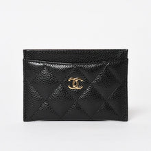 画像をギャラリービューアに読み込む, 新品同様 CHANEL シャネル クラシック カードケース AP0213 キャビアスキン マトラッセ ブラック ココマーク ランダム品番 ゴールド金具 中古 4a004289