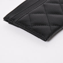 画像をギャラリービューアに読み込む, 新品同様 CHANEL シャネル クラシック カードケース AP0213 キャビアスキン マトラッセ ブラック ココマーク ランダム品番 ゴールド金具 中古 4a004289