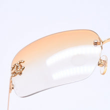 Load image into Gallery viewer, CHANEL シャネル リムレス サングラス アイウェア 4017-D c.125/56 サイズ62□17 120 ココマーク ラインストーン 美品 中古 4a004405