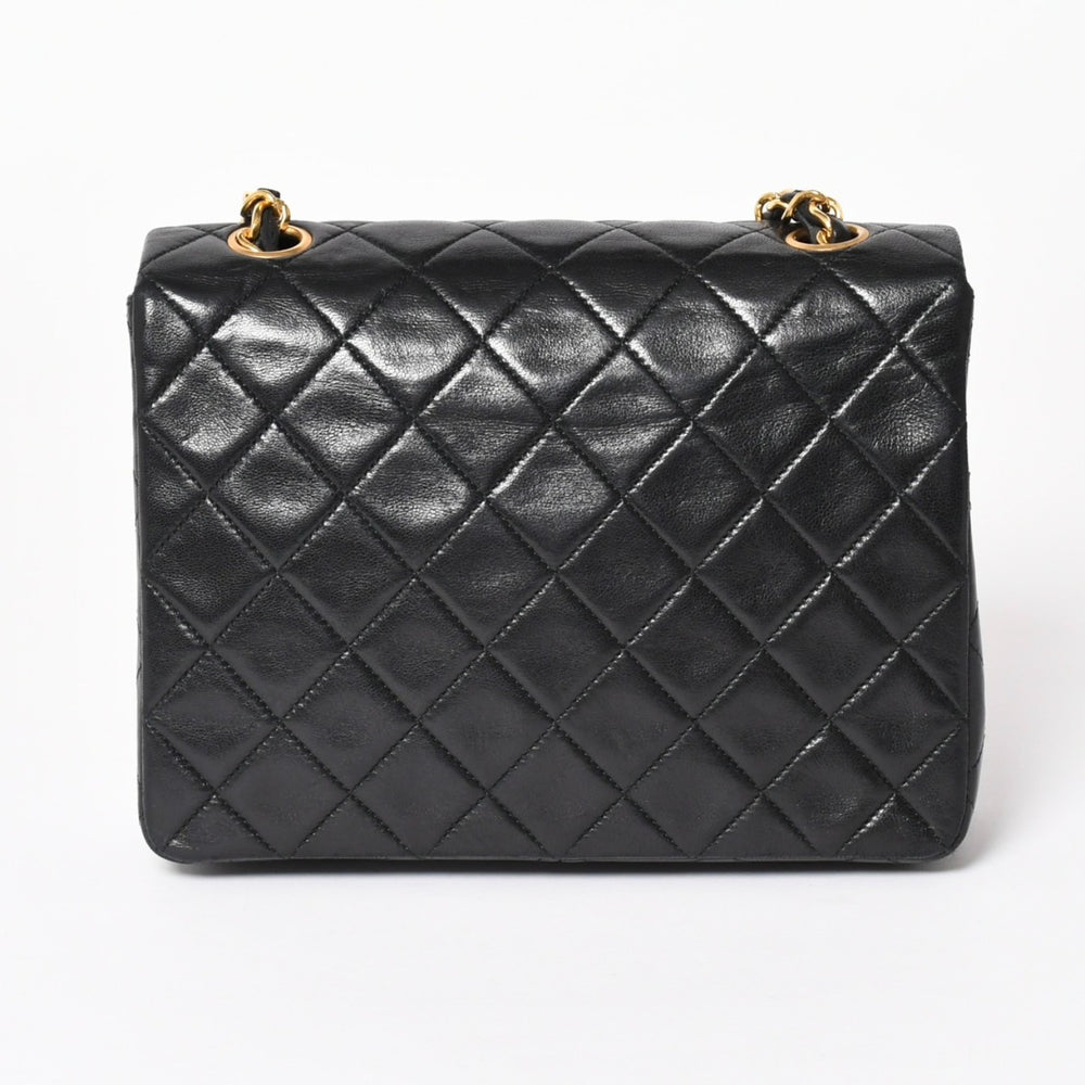 CHANEL Mini Matelasse Chain Shoulder Bag Lambskin Black Coco Mark Turn Lock Gold Hardware Good Condition Used 4a004410