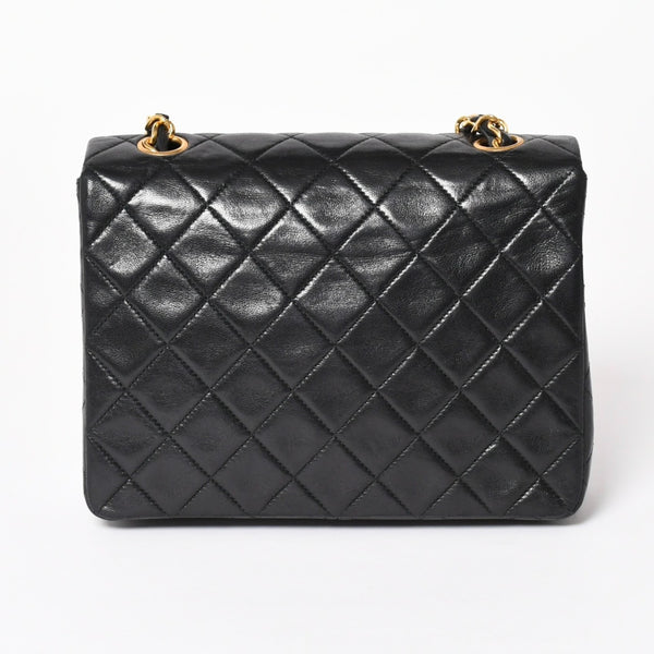 CHANEL Mini Matelasse Chain Shoulder Bag Lambskin Black Coco Mark Turn Lock Gold Hardware Good Condition Used 4a004410