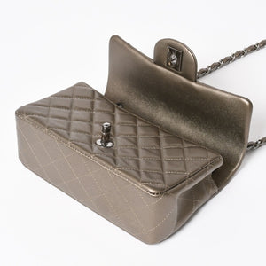 極美品 CHANEL シャネル ミニマトラッセ Sフラップ Sチェーンショルダーバッグ 23番台 ココマーク ブラウン カーキ 中古 4a004411
