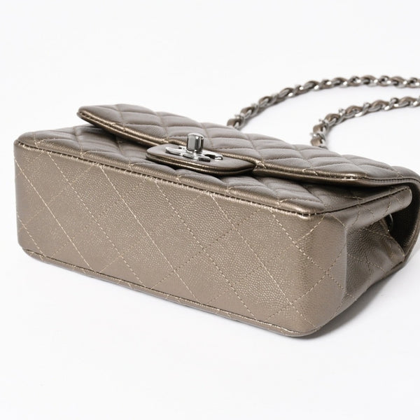 極美品 CHANEL シャネル ミニマトラッセ Sフラップ Sチェーンショルダーバッグ 23番台 ココマーク ブラウン カーキ 中古 4a004411