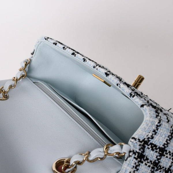 新品未使用 CHANEL シャネル ミニマトラッセ20 Sフラップ Sチェーンショルダーバッグ ココマーク ツイード ブルー系 中古 4a004416