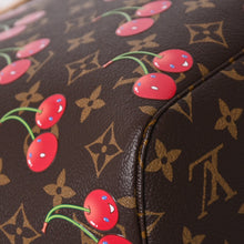 画像をギャラリービューアに読み込む, 新品同様 LOUIS VUITTON ルイヴィトン TM 村上隆 ネヴァーフルMM トートバッグ M13263 モノグラムチェリー ブラウン 中古 4a004415
