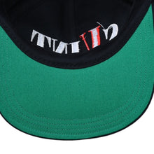 画像をギャラリービューアに読み込む, 新品未使用 SAINT Mxxxxxx セントマイケル VLONEコラボ LOGO CAP エイサップバリ SM-S22-0000-081 ベースボールキャップ ブラック レッド グリーン サンプル品 中古 4a002248