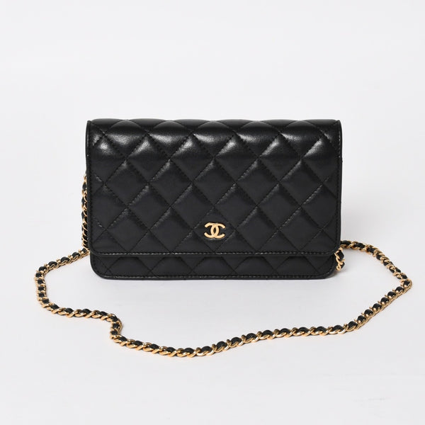 Very Good Condition CHANEL Matelasse Chain Shoulder Wallet Black No. 29 Lambskin Used 4a004343