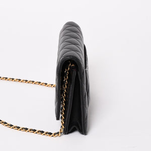 Very Good Condition CHANEL Matelasse Chain Shoulder Wallet Black No. 29 Lambskin Used 4a004343