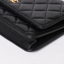画像をギャラリービューアに読み込む, 極美品 CHANEL シャネル マトラッセ チェーンショルダーウォレット ブラック 29番台 ラムスキン 中古 4a004343