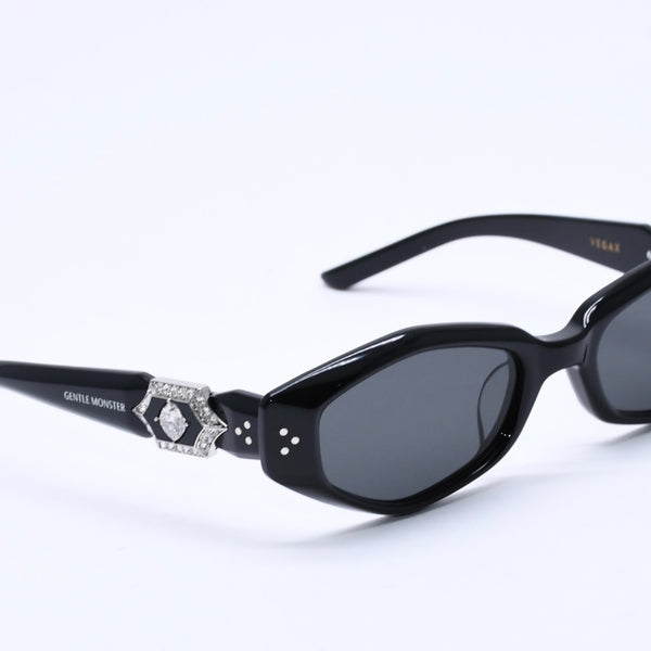 Very Good Condition GENTLE MONSTER VEGAX Sunglasses Size 54□20 145 Rhinestone Black Used 4a004287