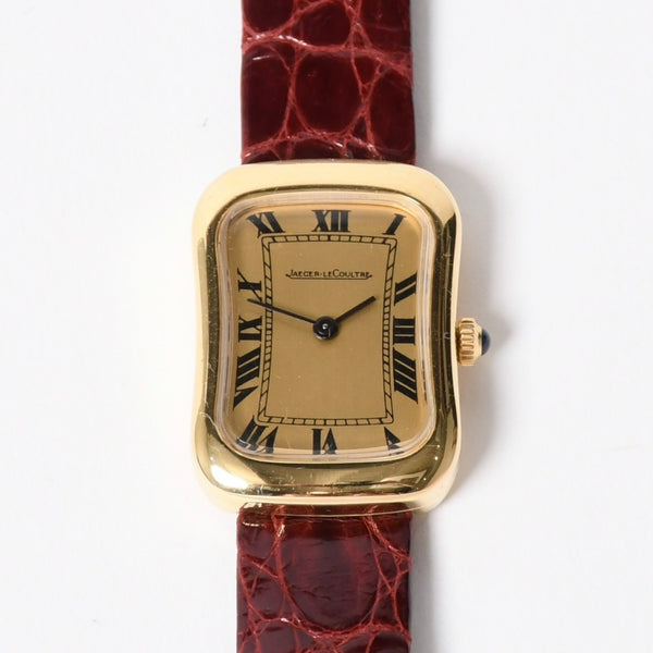 Very good condition JAEGER-LECOULTRE Jaeger-LeCoultre watch 6021.21 Weight approx. 22.89g Manual winding Champagne dial Rectangle GP Used 4a004444