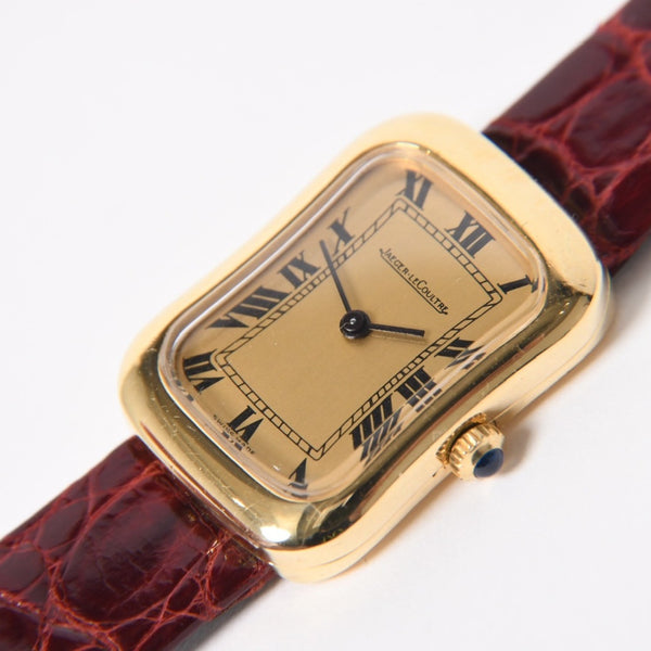 Very good condition JAEGER-LECOULTRE Jaeger-LeCoultre watch 6021.21 Weight approx. 22.89g Manual winding Champagne dial Rectangle GP Used 4a004444