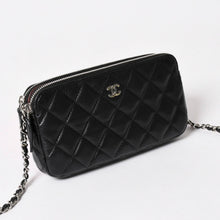 画像をギャラリービューアに読み込む, CHANEL シャネル チェーンショルダーウォレット 財布 28番台 ココマーク ラムスキン ブラック シルバー金具 美品 中古 4a004879