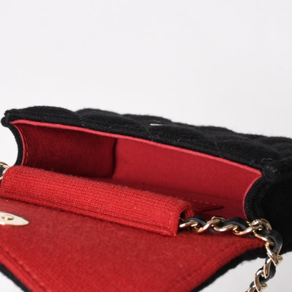 New and unused CHANEL Mini Matelasse Chain Shoulder Bag Coco Mark Random Number Black Gold Hardware Cotton Used 4a005083