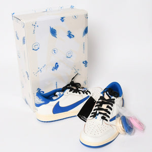新品未使用 NIKE ナイキ × TRAVIS SCOTT × Fragment Design AIR JORDAN 1 LOW OG SP エアジョーダン1 ロウ DM7866 サイズ10.5 中古 4a004448