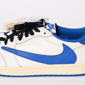 新品未使用 NIKE ナイキ × TRAVIS SCOTT × Fragment Design AIR JORDAN 1 LOW OG SP エアジョーダン1 ロウ DM7866 サイズ10.5 中古 4a004448