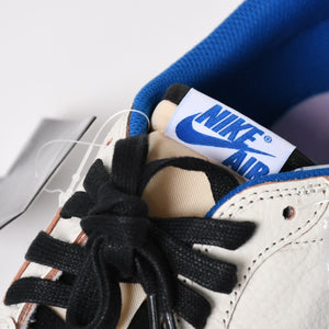 新品未使用 NIKE ナイキ × TRAVIS SCOTT × Fragment Design AIR JORDAN 1 LOW OG SP エアジョーダン1 ロウ DM7866 サイズ10.5 中古 4a004448