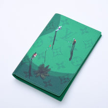 画像をギャラリービューアに読み込む, 新品未使用 LOUIS VUITTON ルイヴィトン パスポートケース クーヴェルテュール パスポール モノグラムキャンバス M14875 グリーン 中古 4a004754