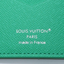 画像をギャラリービューアに読み込む, 新品未使用 LOUIS VUITTON ルイヴィトン パスポートケース クーヴェルテュール パスポール モノグラムキャンバス M14875 グリーン 中古 4a004754