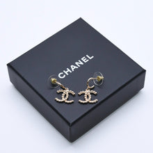 画像をギャラリービューアに読み込む, 極美品 CHANEL シャネル ココマーク スイング ピアス L22C刻印 ココマーク ゴールド 重量4,07g 中古 4a004593