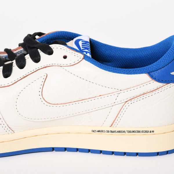 新品未使用 NIKE ナイキ × TRAVIS SCOTT × Fragment Design AIR JORDAN 1 LOW OG SP エアジョーダン1 ロウ DM7866 サイズ10.5 中古 4a004450