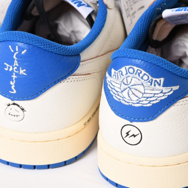 新品未使用 NIKE ナイキ × TRAVIS SCOTT × Fragment Design AIR JORDAN 1 LOW OG SP エアジョーダン1 ロウ DM7866 サイズ10.5 中古 4a004450