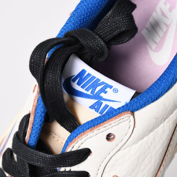 New and unused NIKE × TRAVIS SCOTT × Fragment Design AIR JORDAN 1 LOW OG SP Air Jordan 1 Low DM7866 Size 8.5 Used 4a004455