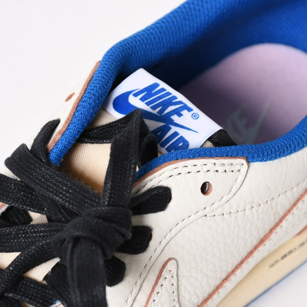 新品未使用 NIKE ナイキ × TRAVIS SCOTT × Fragment Design AIR JORDAN 1 LOW OG SP エアジョーダン1 ロウ DM7866 サイズ10 中古 4a004452