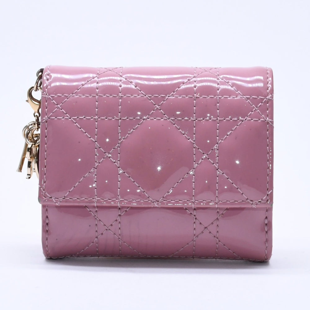 Christian Dior クリスチャンディオール レディ ディオール ロータスウォレット S0181OVRB パテントカーフスキン カナージュ ピンク 三つ折り財布 良品 中古 4a004433