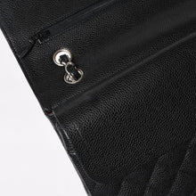 Load image into Gallery viewer, 新品同様 CHANEL シャネル マトラッセ25 ダブルチェーンショルダー ダブルフラップ 14番台 ココマーク キャビアスキン ブラック シルバー金具 中古 4a004468