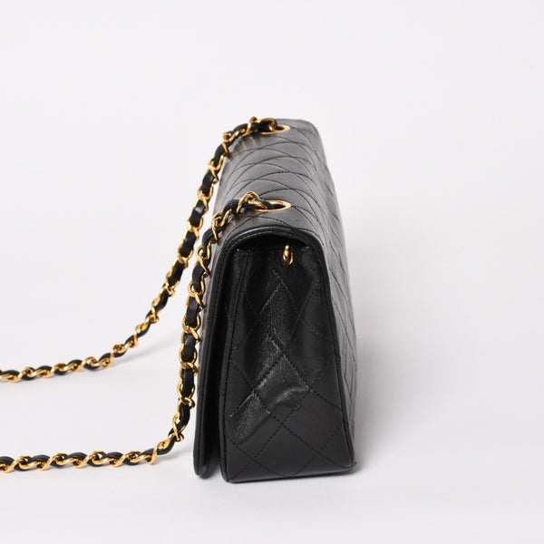 Very Good Condition CHANEL Matelasse Chain Shoulder Bag Coco Mark No. 1 Lambskin Black Gold Hardware Used 4a004472