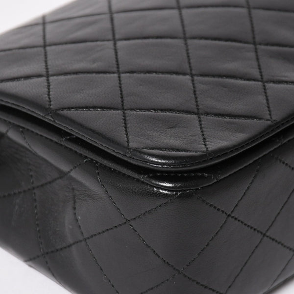 Very Good Condition CHANEL Matelasse Chain Shoulder Bag Coco Mark No. 1 Lambskin Black Gold Hardware Used 4a004472